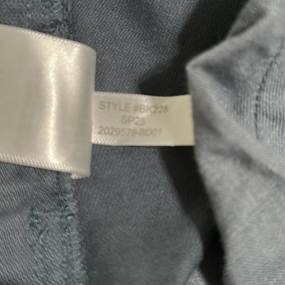 J.Crew Factory Slim Fit Garment Dyed 5-Pocket Pant in Opal Blue (31x30) - Picture 8 of 8